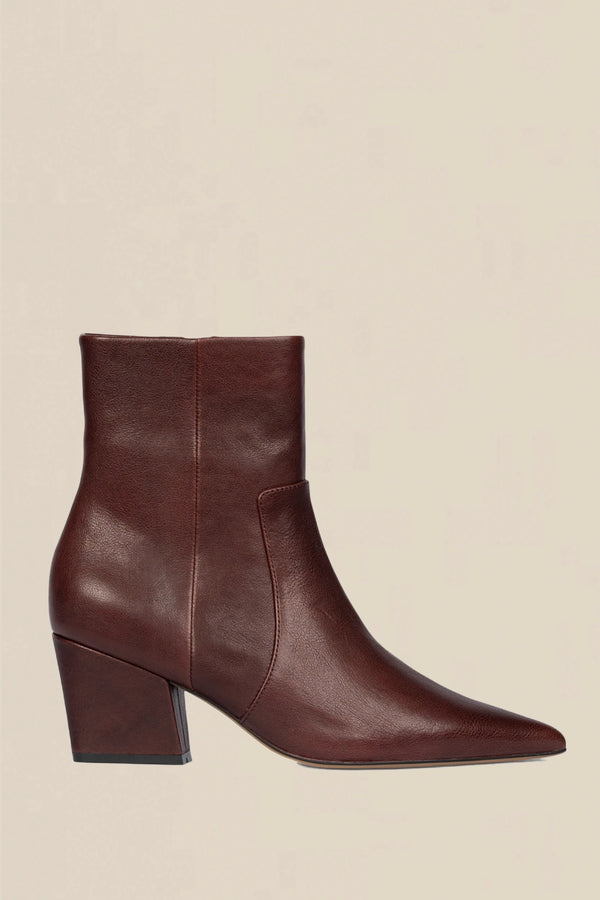 ZOE KRATZMANN |PENCHANT BOOT | CURRANT LEATHER