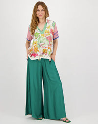 ME369 | Korin Pura Vida Pollo Shirt